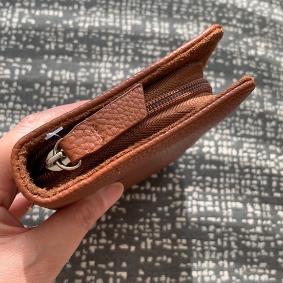 NWOT 10-Piece Grooming Kit - Picture 8 of 14